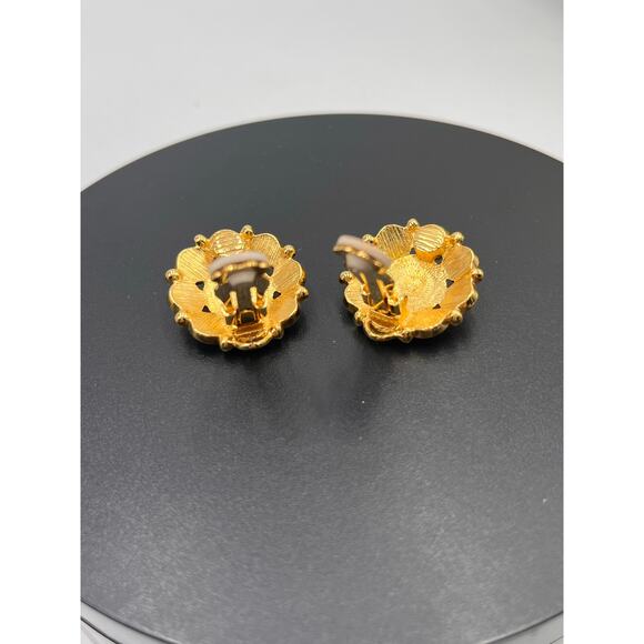 Jose Barrera For Avon Vintage 1994 
Hibiscus Pendant and Clip On Earrings Set - Picture 4 of 9